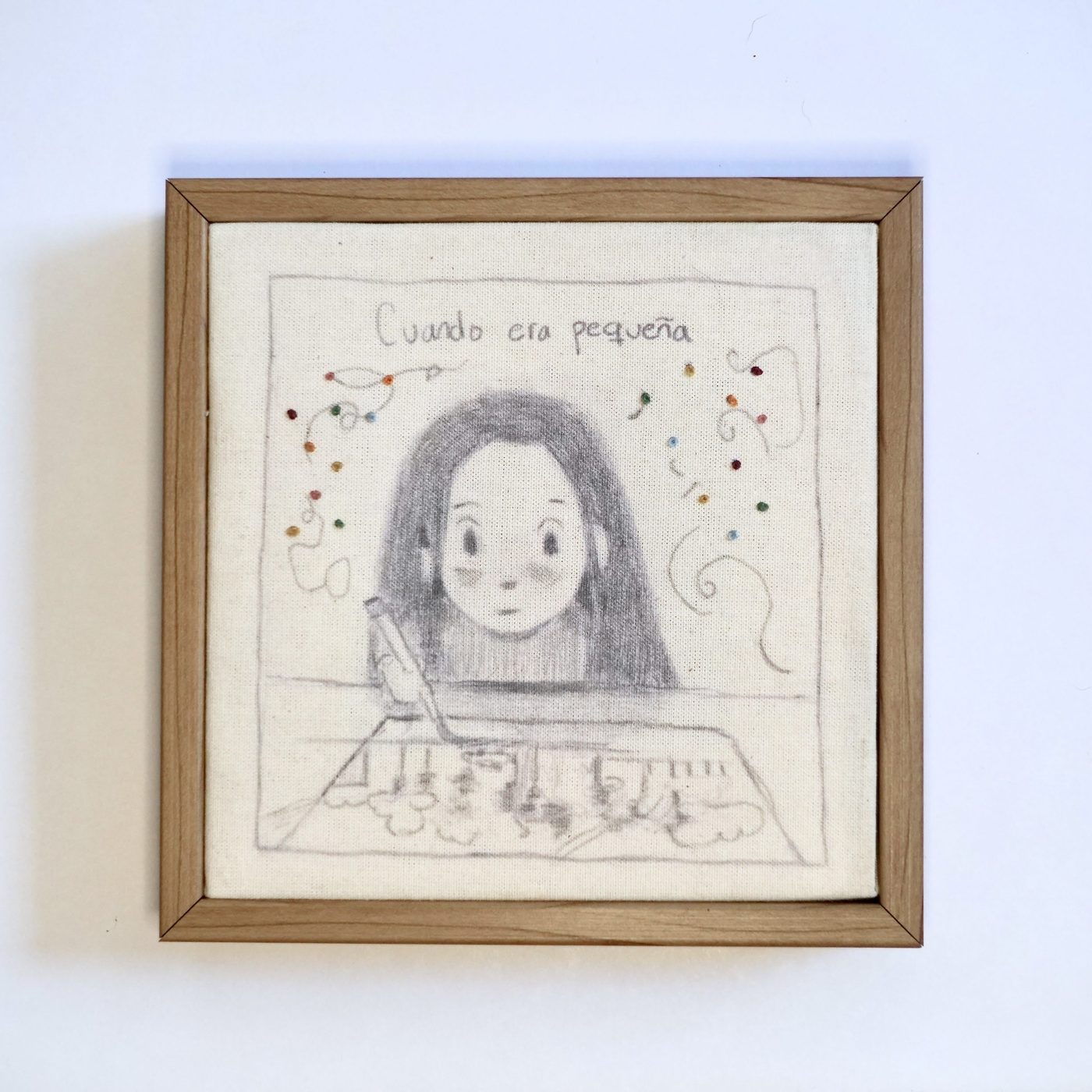 Colectivo Zakar, 01. Comparación (1), 2026. Tinta, grafito y bordado a mano sobre tela, 15 × 15 cm